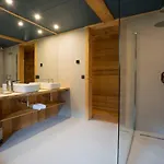 Eden Spacieux Vues Jacuzzi Cheminee Bbq Alpesi faház