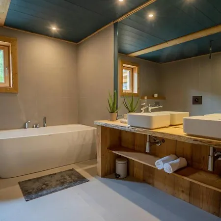 Eden Spacieux Vues Jacuzzi Cheminee Bbq 木屋