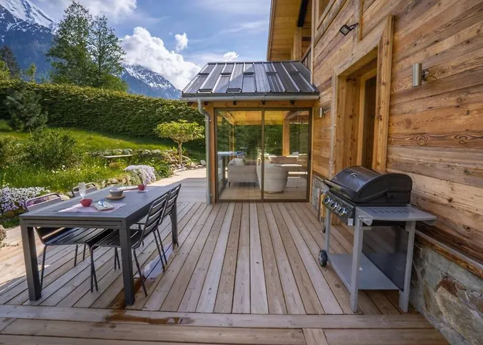 Eden Spacieux Vues Jacuzzi Cheminee Bbq 木屋 霞慕尼