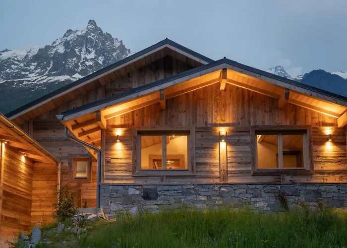 Eden Spacieux Vues Jacuzzi Cheminee Bbq 木屋 *